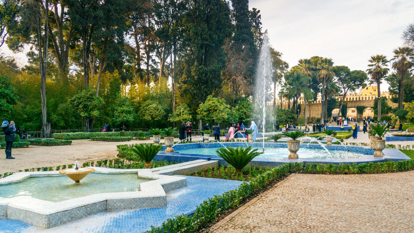 87318345 - fez, morocco - jan 14, 2017: jardin jnan sbil, royal garden. gardens jinan was founded in the 18th century by sultan moulay abdellah
