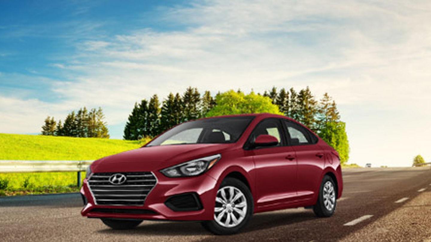 avis-canada-location-compact-b-hyundai-accent-red.jpg