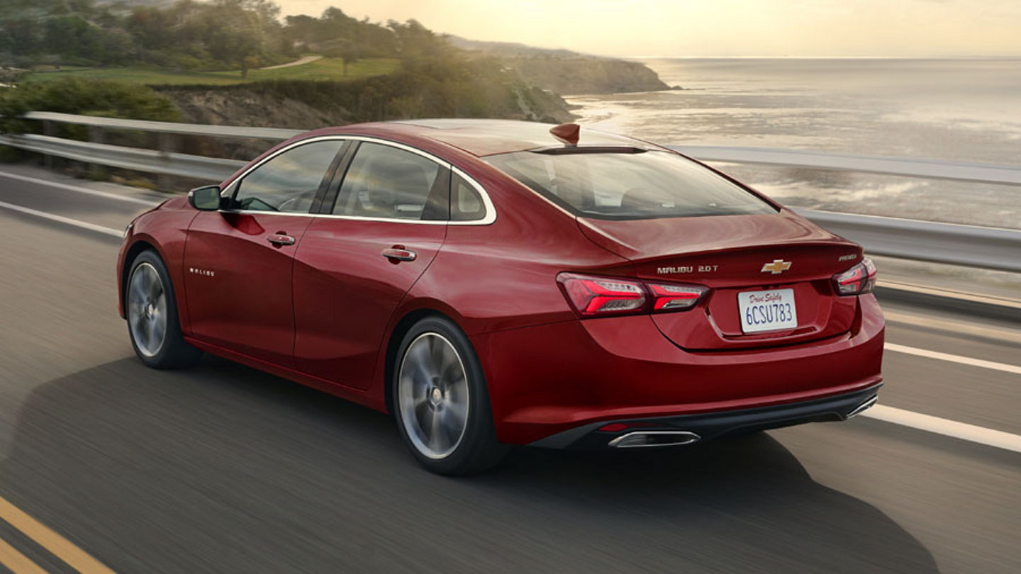 avis-car-guide-2019-chevrolet-malibu-900x600.jpg