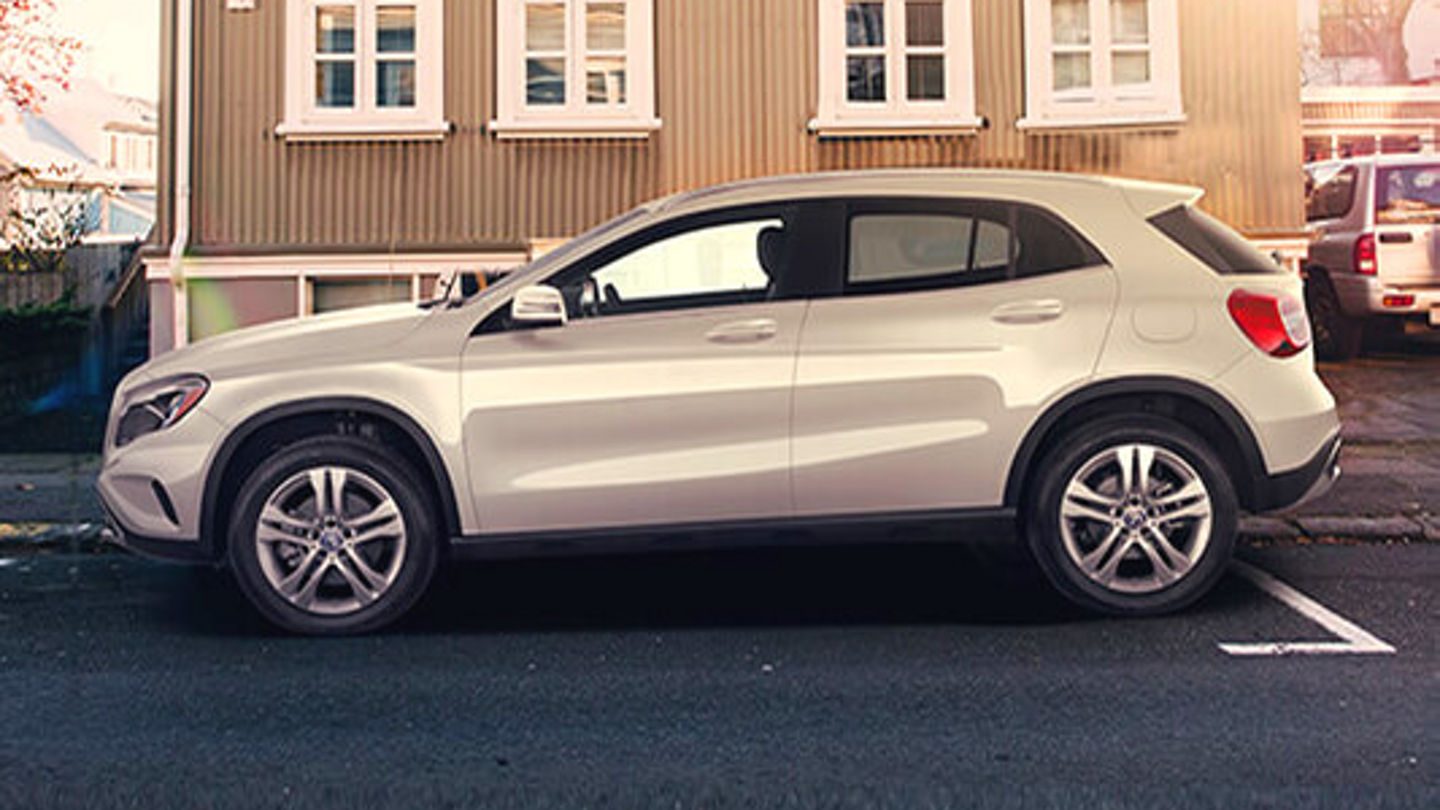 avis-delivers-car-composite-promo.jpg