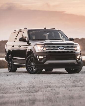 2020 AVIS - Ford Expedition 049A 