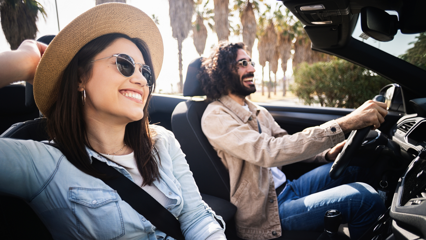 Save up to 35% on fall travel. 