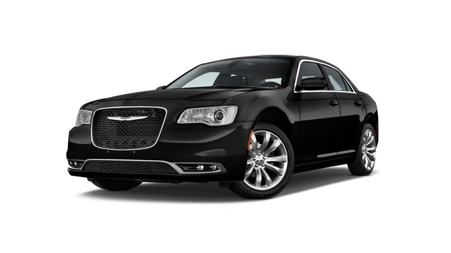 avis-location-black-chrysler-300-luxury-high-end-car-rental-h-900x700.jpg