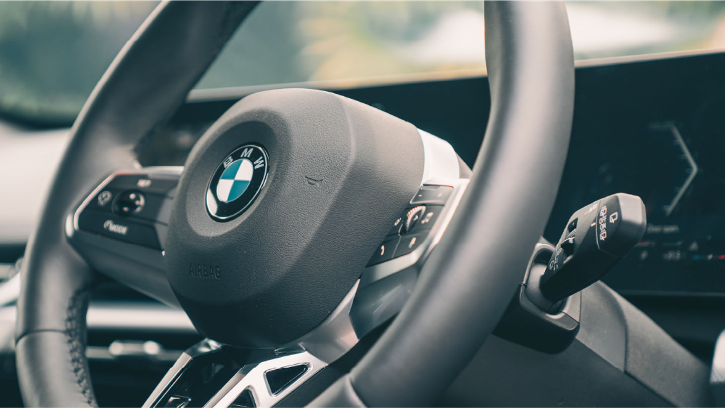bmwX1_wheel_interior.png