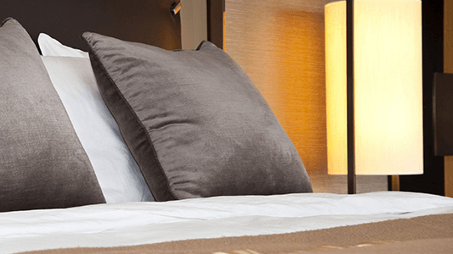 hotels-promo.jpg