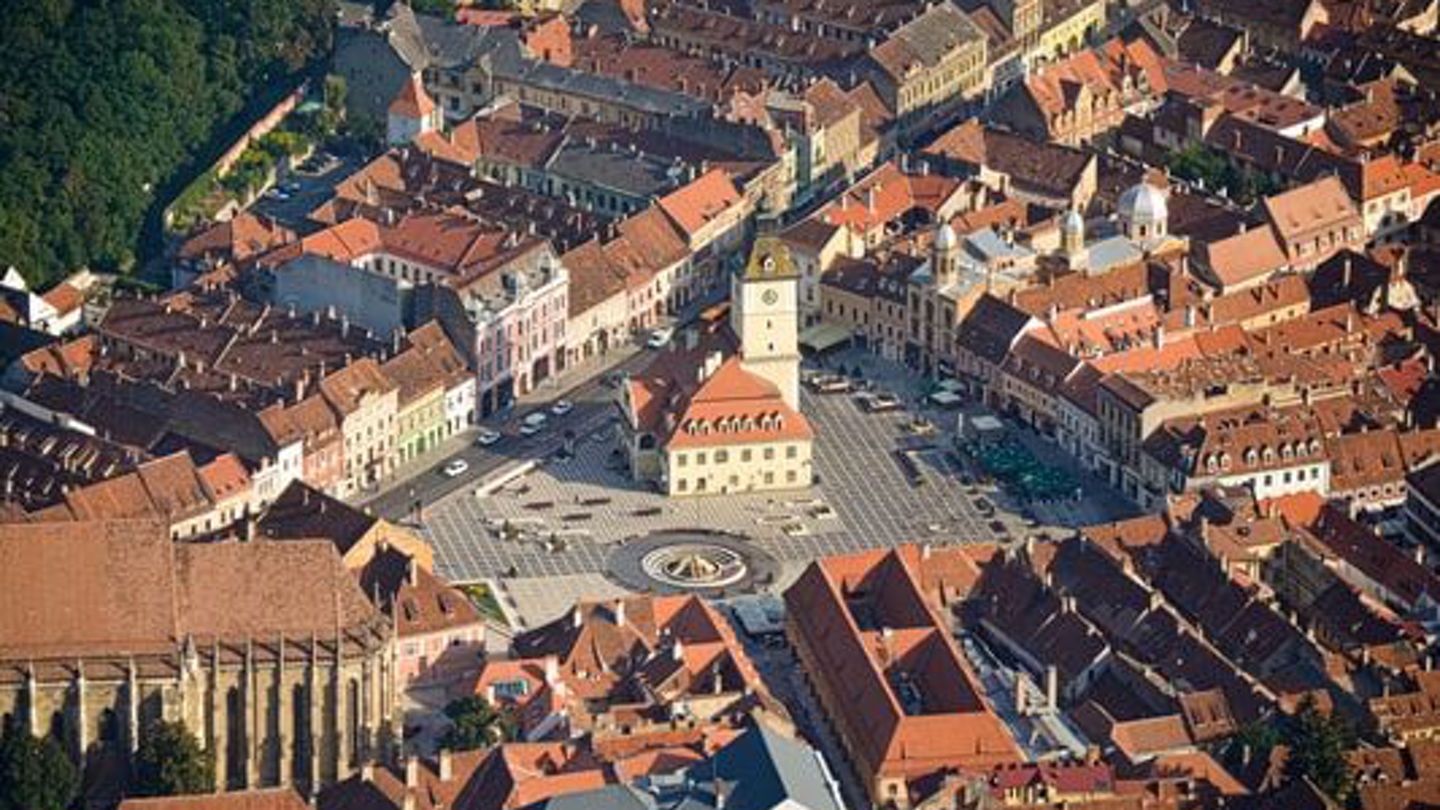 vedere-aeriana-brasov-533x353.jpg